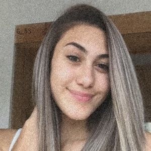 Meet your Posher, Laurie